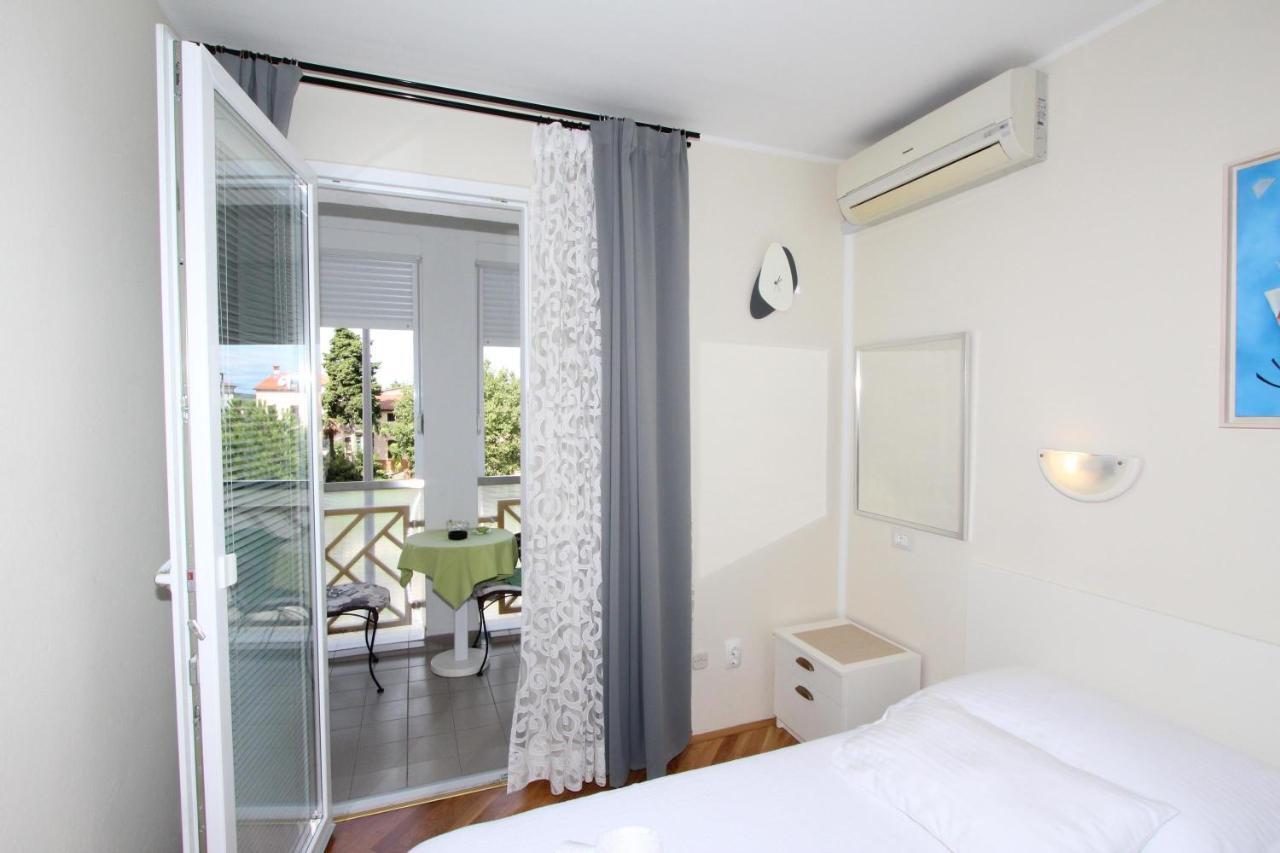 Room Roma Rovinj Exterior foto